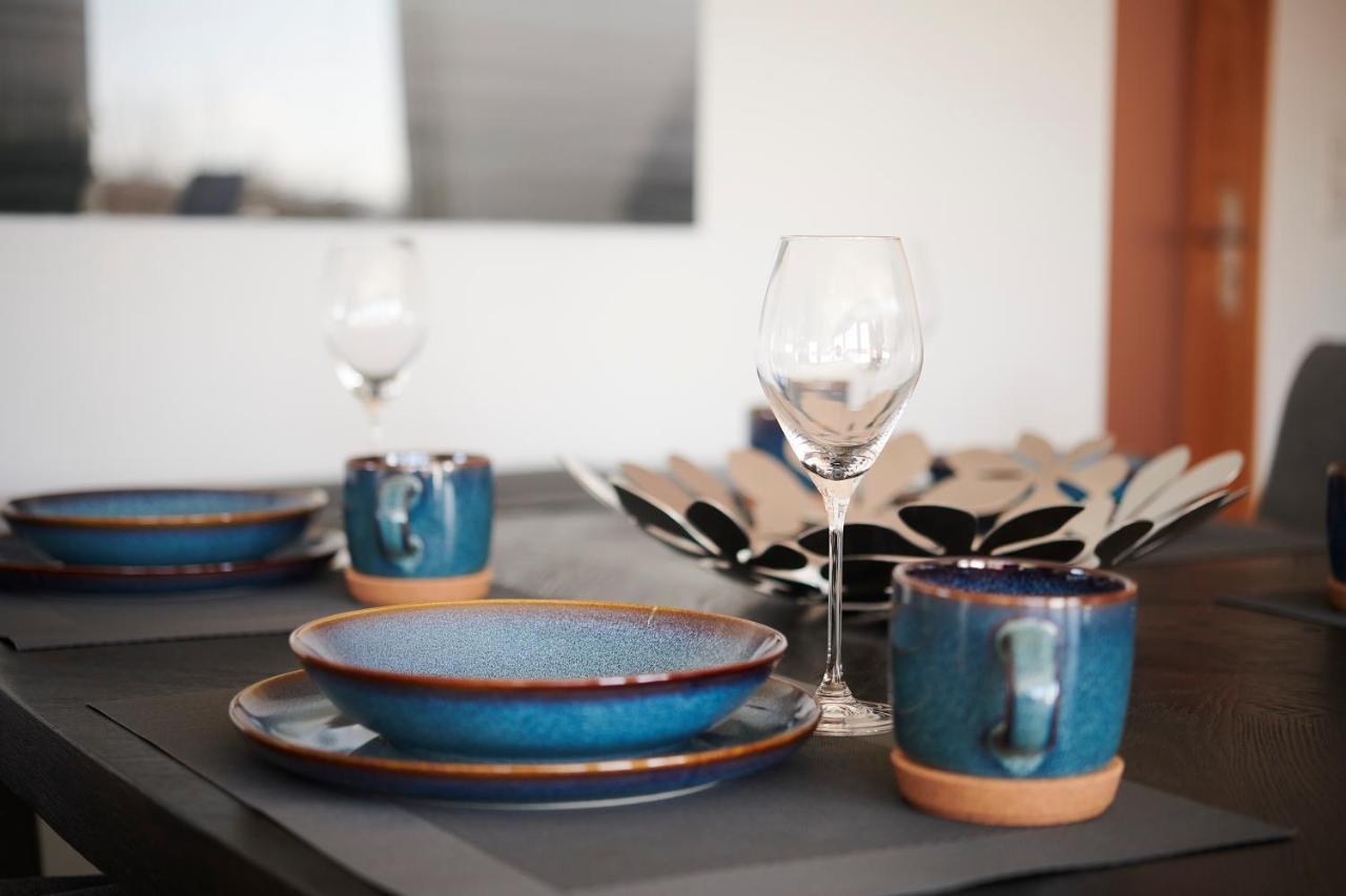 Grosszuegig & Stilvoll Parkplatz ,Ruhige Lage, 5 Personen, Langzeit Apartment Падерборн Екстериор снимка